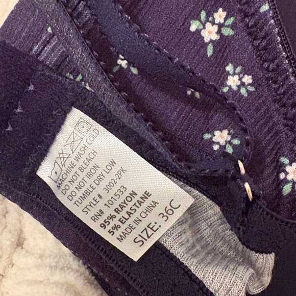 NWT Spree Intimates 2-Pack Bras: Navy Floral & Ribbed White, Size 36C - Picture 5 of 5